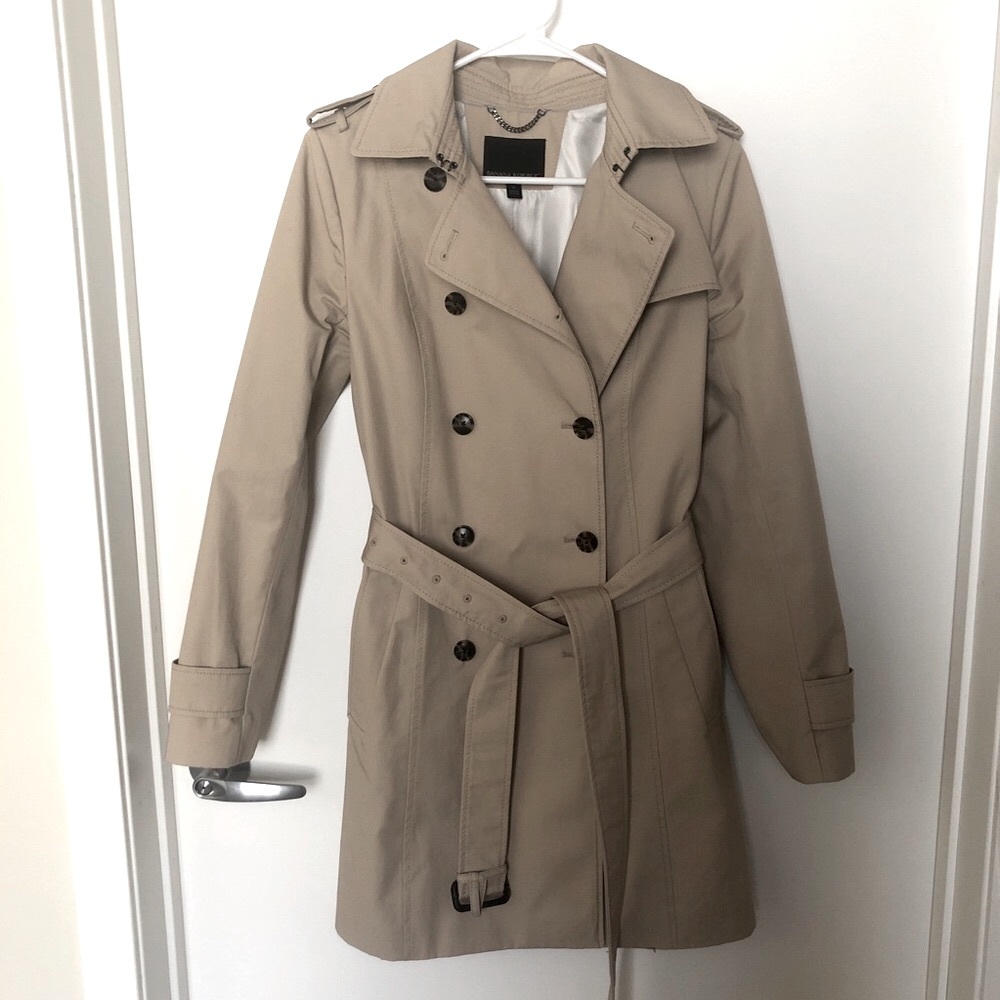 Banana Republic Classic Trench